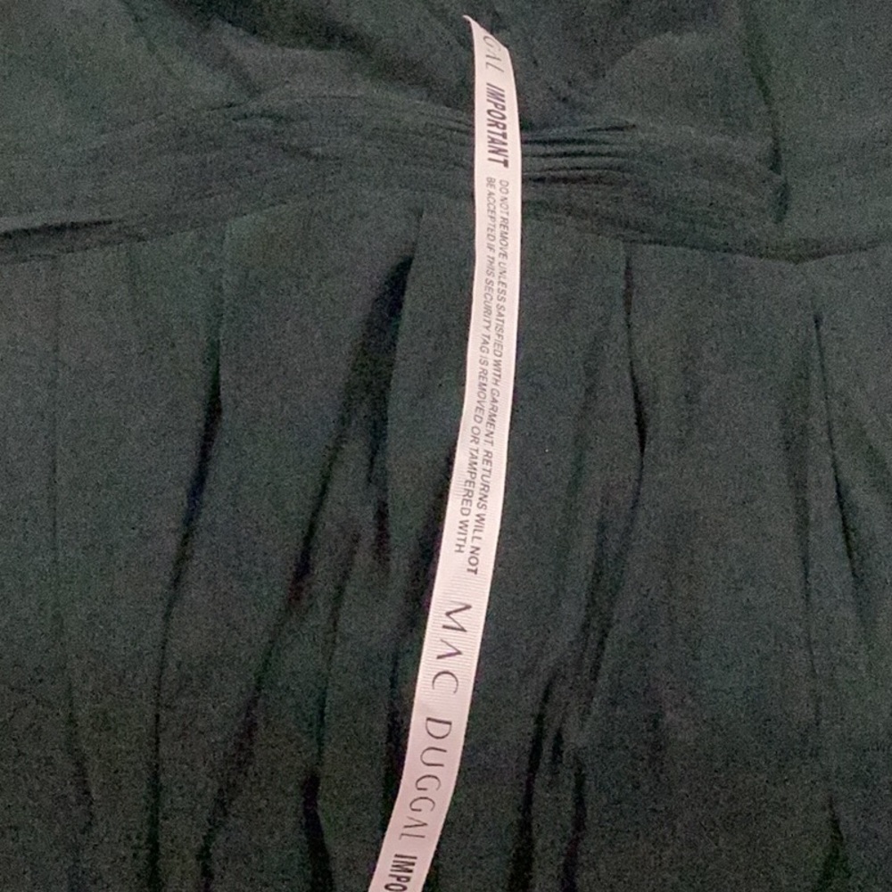 Mac Duggal new without tag size 14 maxi dress chiffon embellished shoulders - Picture 8 of 10